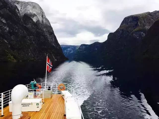 35.webp.jpg 好色先生视频