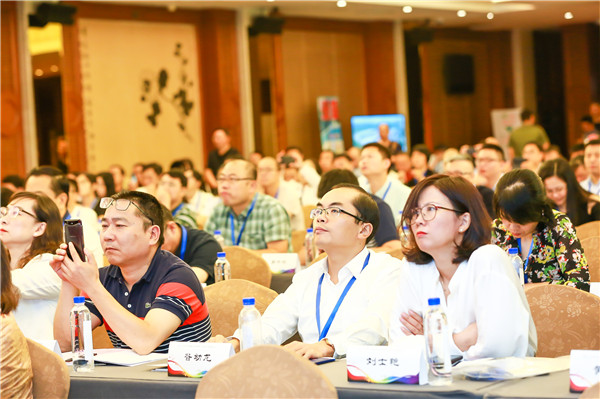 13.jpg 好色先生视频