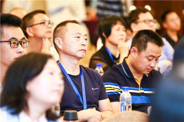 27.jpg 好色先生视频