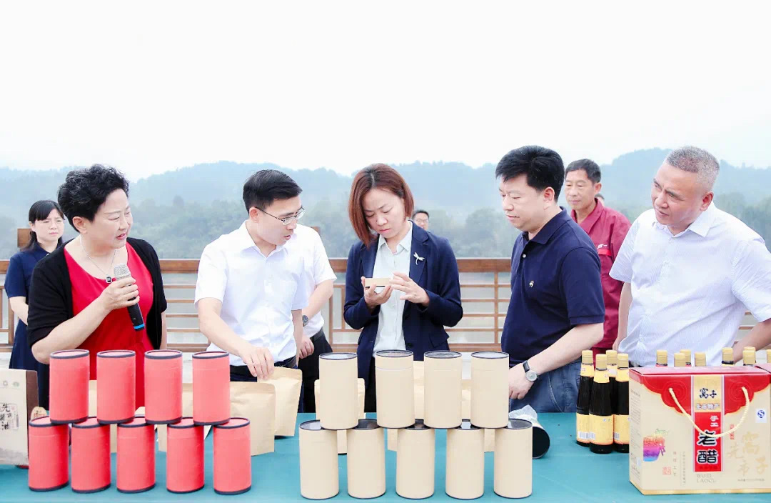 12.jpg 好色先生视频