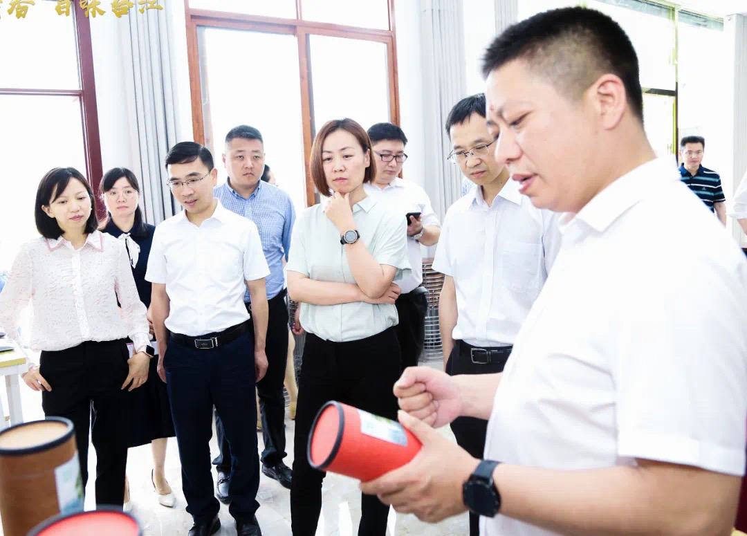 15.jpg 好色先生视频