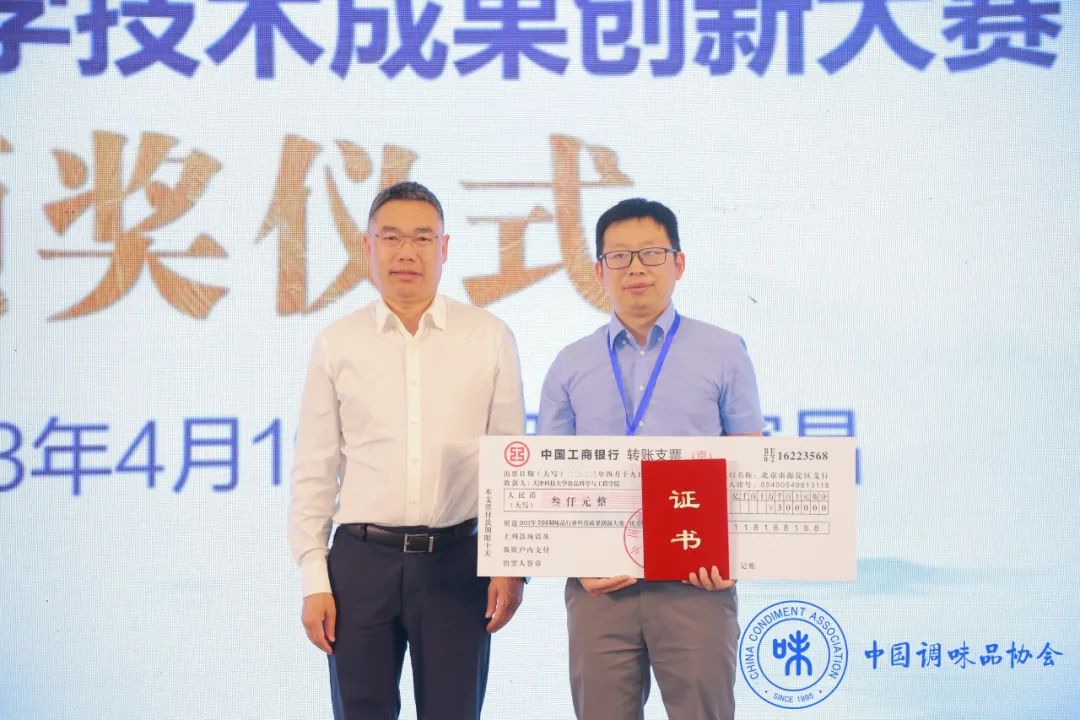 1.jpg 好色先生视频