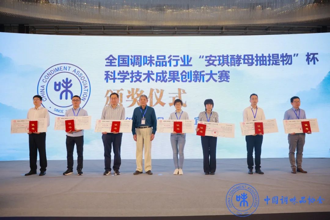 2.jpg 好色先生视频